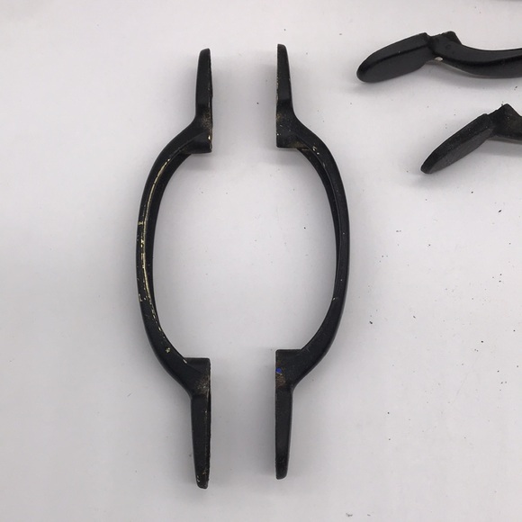 Metal Cabinet Handle’s Quantity (9) - Picture 5 of 5